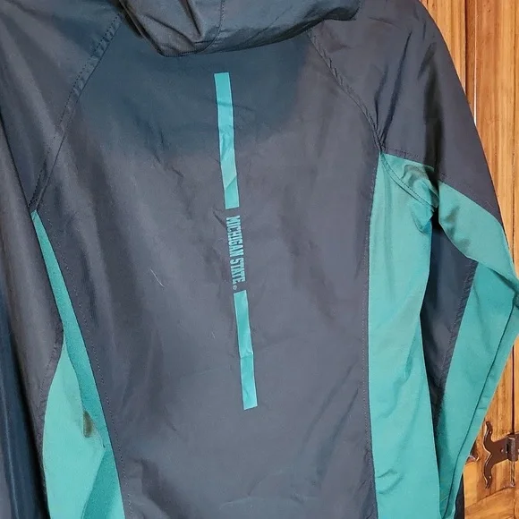 Michigan state university women's rain jacket - Picture 4 of 5